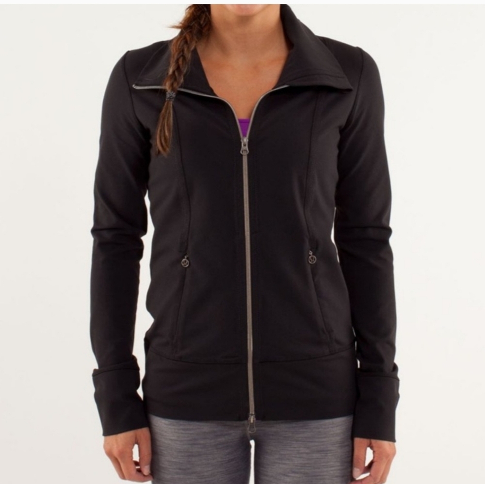 Lululemon Daily Yoga Jacket - Black - Size 6